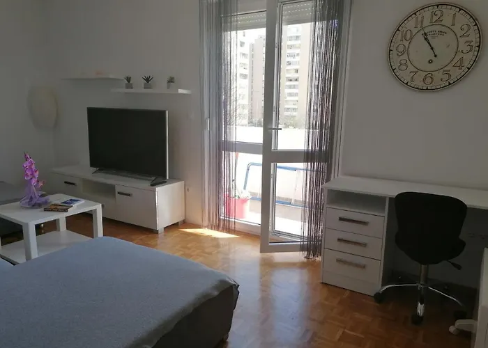 Petra Apartman *