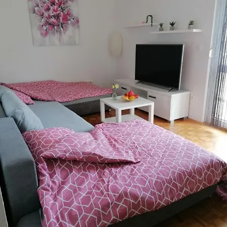 Petra Apartment